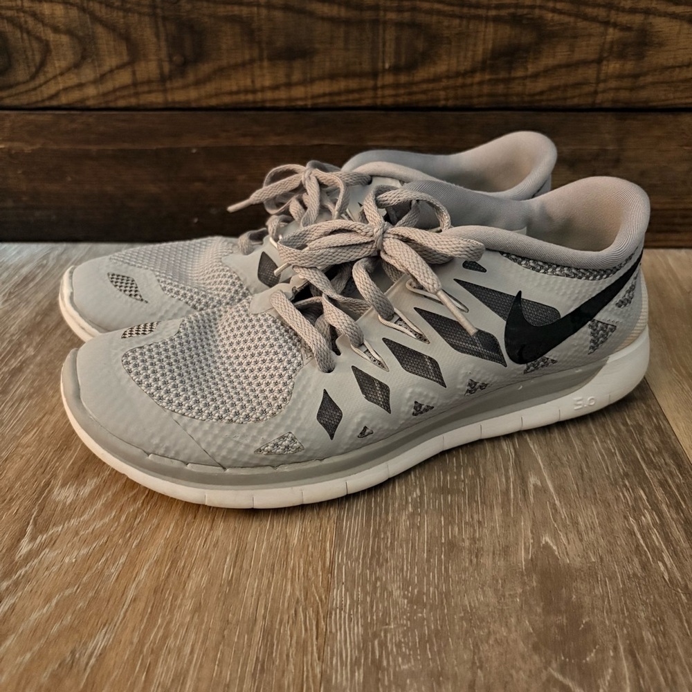 Nike Free 5.0 Sneakers